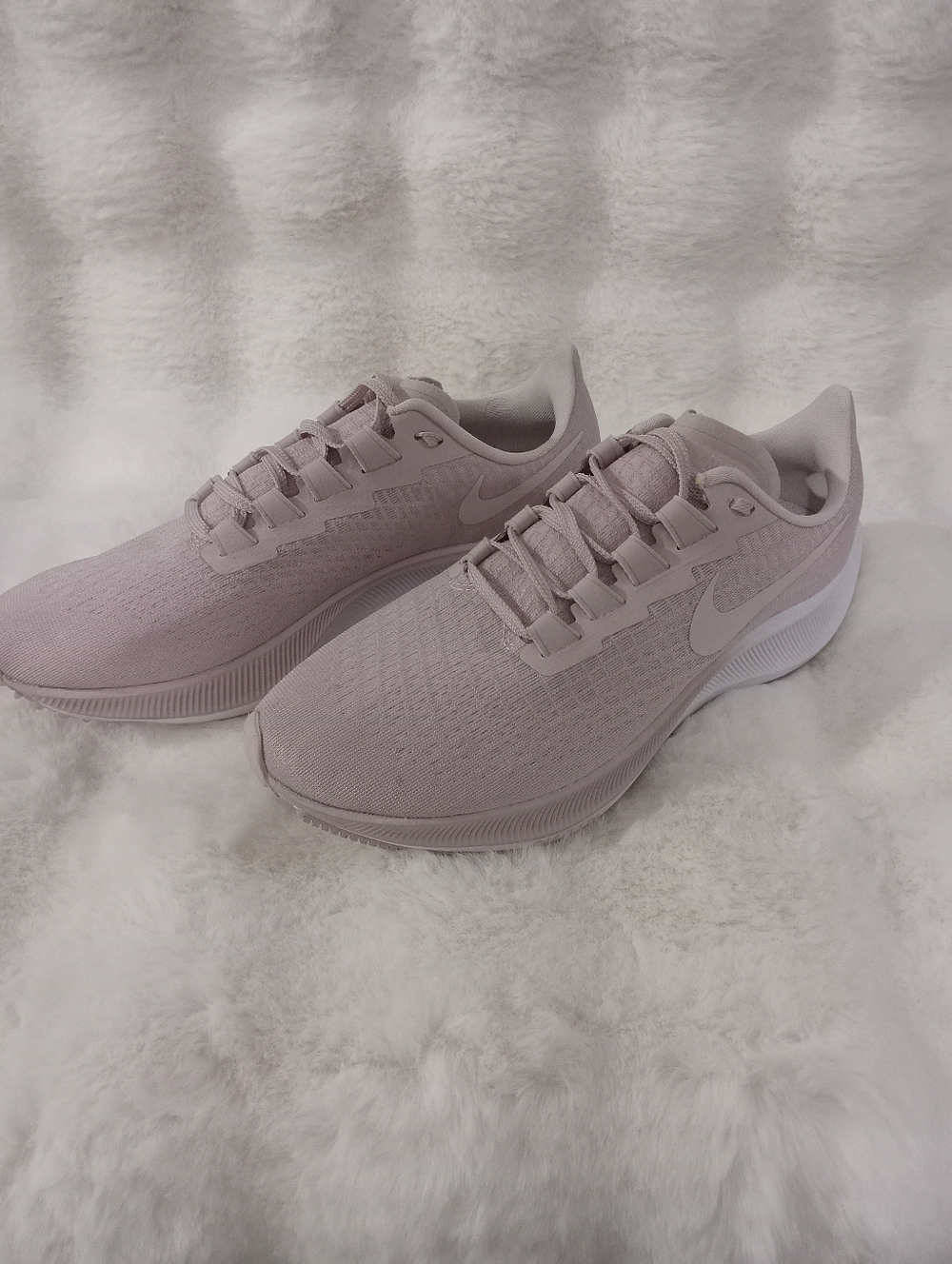 Nike Air Zoom Pegasus 37 Champagne Women's 10.5 Wide/Men's 9 "NWOB" BQ9647-601